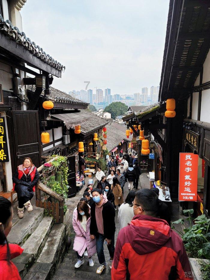 qq被别人拉黑了怎么办才能联系对方？游戏画面